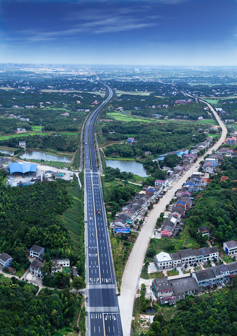 17、芙蓉大道湘陰段道路工程（1）.jpg
